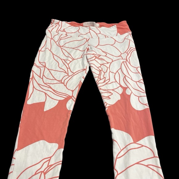 Womens Salt Liko Leggings Sz 1 AOP Hawaiian Tropical Floral Aloha Pink White - Picture 3 of 9